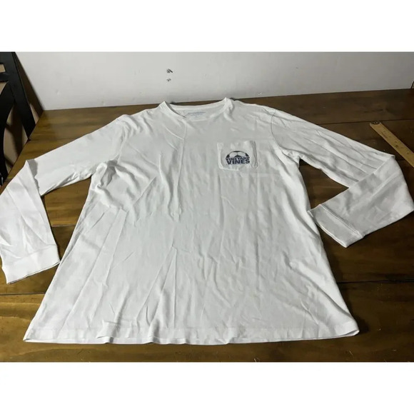 Vineyard Vines Mens Size Large White Soccer Graphic Tee Cotton Crewneck - Picture 1 of 10